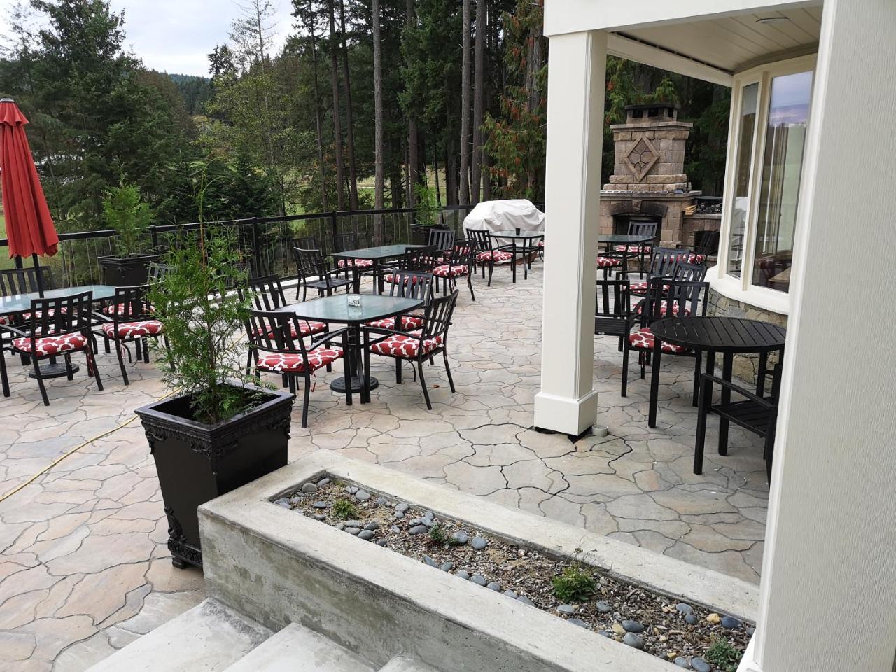 Woodstone Manor Inc. Hotel Sturdies Bay Exterior photo